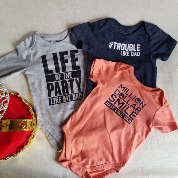 👑 3 pc The Place 6-12m Bodysuit Bundle